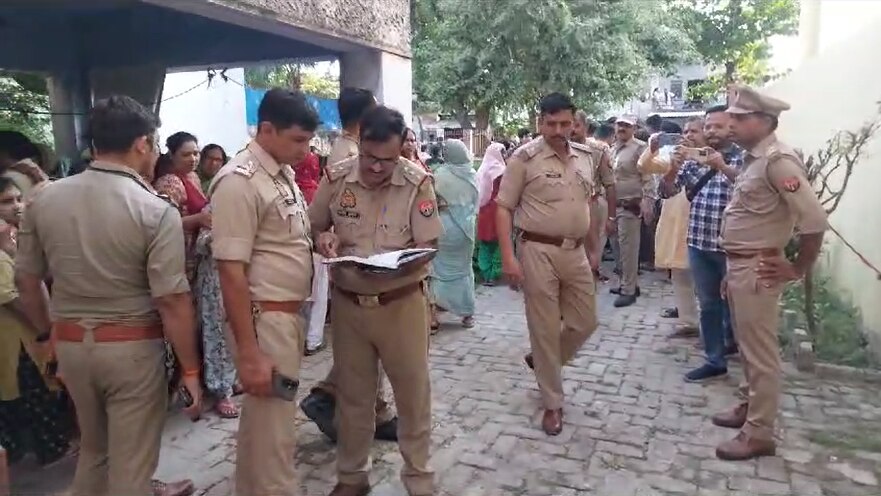 Ghaziabad Murder: सौतेली मां बनी हैवान, बेटे की हत्या कर सेप्टिक टैंक में छिपाया शव, ऐसे हुआ खुलासा