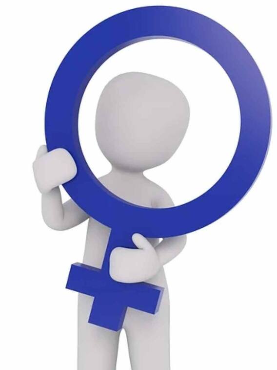 दुनिया में पहली बार किसने कराया था सेक्स चेंज?