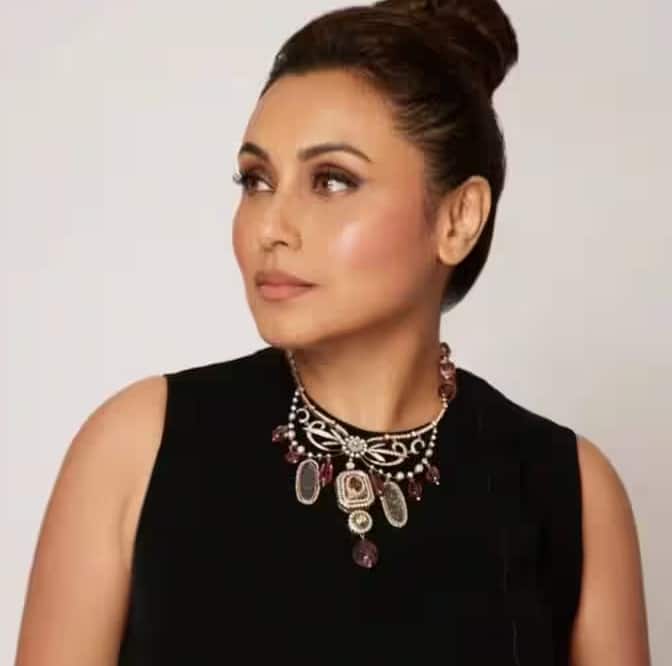 ત્યારબાદ કરિયરમાંથી બ્રેક લીધા બાદ અભિનેત્રીએ ફિલ્મ મેકર આદિત્ય ચોપરા સાથે લગ્ન કર્યા. લગ્ન બાદ અભિનેત્રીએ ફિલ્મ હિચકીથી બોલિવૂડમાં કમબેક કર્યું હતું.