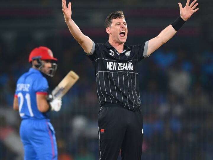 World Cup Leading Wicket Takers Matt Henry Jasprit Bumrah Latest Sports News World Cup 2023: बुमराह को पीछे छोड़ सबसे ज्यादा विकेट लेने वाले गेंदबाज बने मैट हेनरी, जानें टॉप-5 में कौन-कौन शामिल