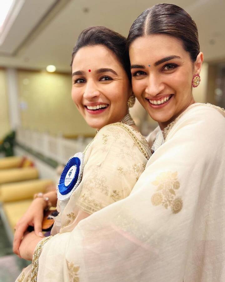 కృతి సనన్, ఆలియా భట్ Photo Credit: Kriti/Instagram