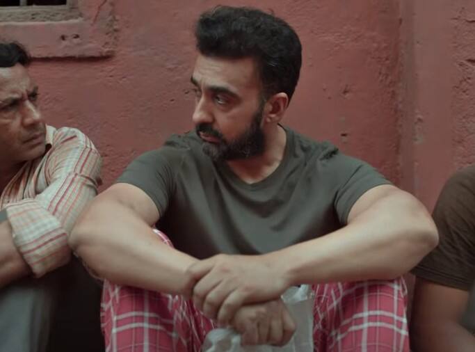 ਦੱਸ ਦੇਈਏ ਕਿ ਸਾਲ 2021 'ਚ ਰਾਜ ਕੁੰਦਰਾ 'ਤੇ ਅਸ਼ਲੀਲ ਫਿਲਮਾਂ ਬਣਾਉਣ ਦਾ ਦੋਸ਼ ਲੱਗਾ ਸੀ। ਉਸ 'ਤੇ ਹੌਟਸੌਟਸ ਨਾਮ ਦੀ ਐਪ ਰਾਹੀਂ ਅਸ਼ਲੀਲ ਫਿਲਮਾਂ ਨੂੰ ਵੰਡਣ ਅਤੇ ਬਣਾਉਣ ਦਾ ਦੋਸ਼ ਸੀ।