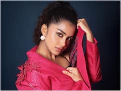 పింక్ సూట్ లో అనుపమ అందాలు - చూస్తే తట్టుకోలేరు!