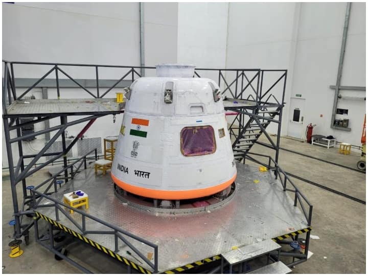 gaganyaan astronauts in space by 2025 pm modi sets 2035 target for space station 2040 for man on moon PM  Modi : PM  Modi : 2025 पर्यंत मानव अंतराळात, 2040 मध्ये भारत चंद्रावर पाऊल ठेवणार; पंतप्रधान मोदींचं लक्ष्य