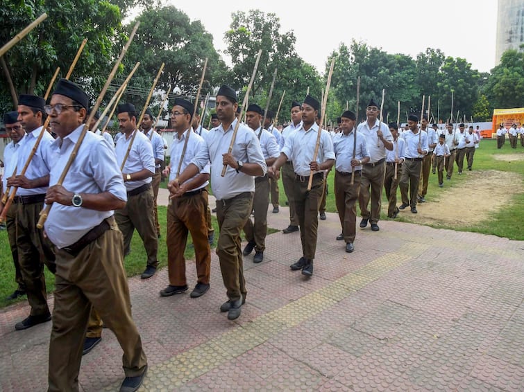 Rashtriya Swayamsevak Sangh volunteer training system Will Change Soon RSS Nagpur Maharashtra Marathi News राष्ट्रीय स्वयंसेवक संघात गणवेशांनंतर आणखी एक मोठा बदल; स्वयंसेवक प्रशिक्षण प्रणाली बदलणार