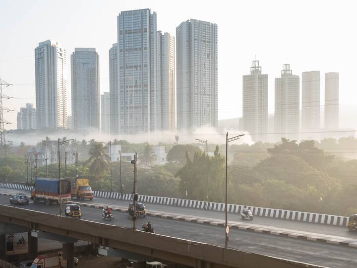 Pune Mumbai Air quality : त्यामुळे वाढत्या ऑक्टोबर हिटसोबत (October Heat) पुणे, मुंबईकरांना आरोग्याची काळजी घ्यावी लागणार आहे.