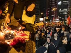 Protest Across World And Middle East After Deadly Attack On Gaza Hospital That Killed Hundreds. Pics