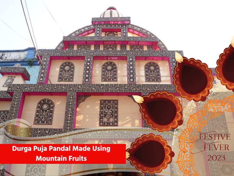 A Peek Into The Durga Puja Pandal In Kolkata Made With A Variety Of Mountain Fruits A Peek Into The Durga Puja Pandal In Kolkata Made With A Variety Of Mountain Fruits