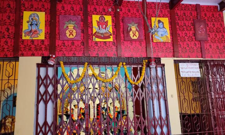 आज भी यहां पर दूरदराज से श्रद्धालु अपनी मनोकामनाओं की पूर्ति के लिए आते हैं. इस मंदिर में बंगाल की संस्कृति और परंपरा भी देखी जा सकती है क्योंकि इनके सेवादार बंगाल से आने वाले मुखर्जी परिवार से हैं.