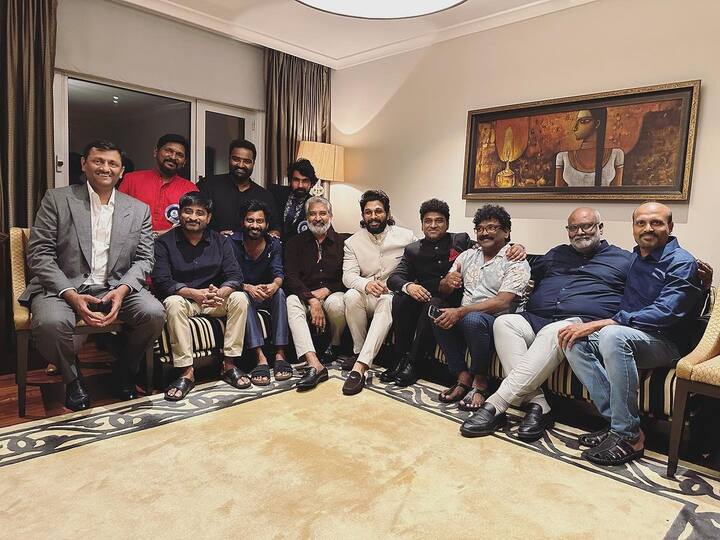 జాతీయ చలన చిత్ర అవార్డులు అందుకున్న తెలుగు స్టార్స్ తో అల్లు అర్జున్. Photo Credit: Allu Arjun/instagram