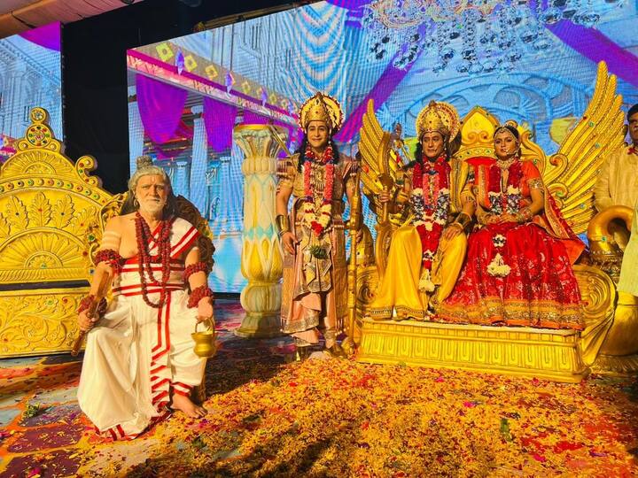 केंद्रीय मंत्री अश्विनी कुमार चौबे बक्सरचे खासदार आहेत. केंद्रीय मंत्र्यांनी बुधवारी त्यांच्या ट्विटर हँडलवरून रामलीलेचे अनेक फोटो शेअर केले. (Photo Credit : facebook.com/AshwiniKChoubey)