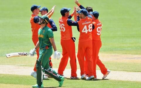 গতকাল ডাকওয়ার্থ লুইস পদ্ধতিতে দক্ষিণ আফ্রিকার বিরুদ্ধে ৩৮ রানে জয় ছিনিয়ে নেয় নেদারল্যান্ডস।