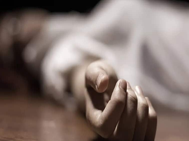 Punjab Double Murder Woman Daughter Shot Dead At Home shocking punjab police investigate Crime: வீட்டிற்குள் புகுந்த மர்ம கும்பல்...சரமாரியாக  இரண்டு பெண்களை சுட்டுக்கொன்ற கொடூரம்...பஞ்சாபில் ஷாக்!