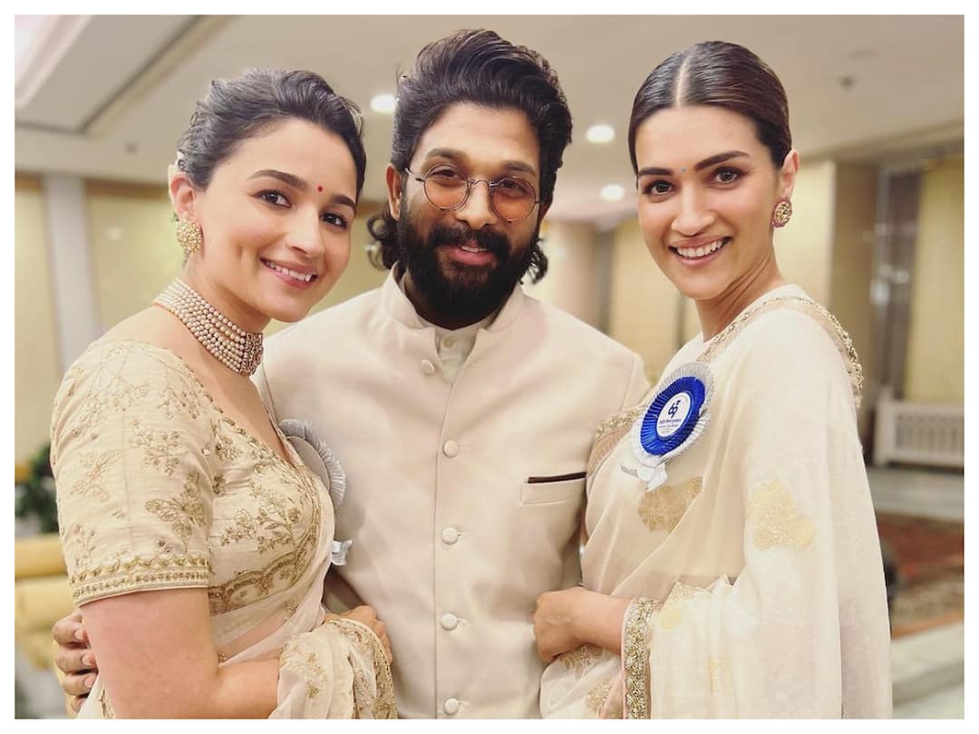 Kriti Sanon, Allu Arjun Share Pics With Alia Bhatt From National Awards: 'Happy Faces Sharing A Proud Moment Together' Kriti Sanon, Allu Arjun Share Pics With Alia Bhatt From National Awards: 'Happy Faces Sharing A Proud Moment Together'
