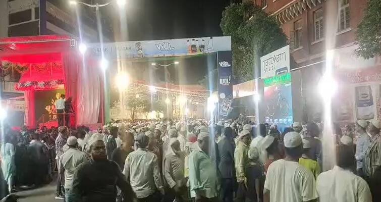 News: thirty minutes garba has been stopped due to funeral of muslim leader in vadodara city News: વડોદરામાં કોમી એખલાસ, મુસ્લિમ અગ્રણીની અંતિમ યાત્રા નીકળતા ગરબા 30 મિનીટ માટે રોકાયા, જાણો