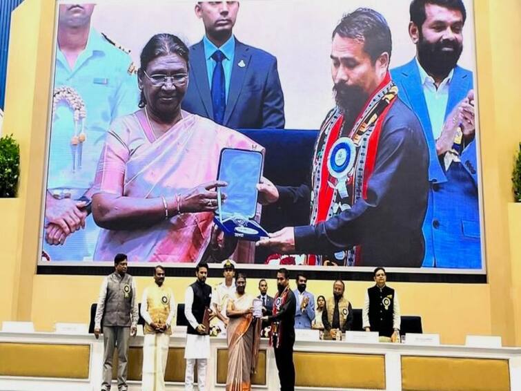 Manipuri Filmmakers Romi Meitei, Saikhom Ratan Shine At National Film Awards Manipuri Filmmakers Romi Meitei Saikhom Ratan Shines At National Film Awards 2023 Manipuri Filmmakers Romi Meitei, Saikhom Ratan Shine At National Film Awards