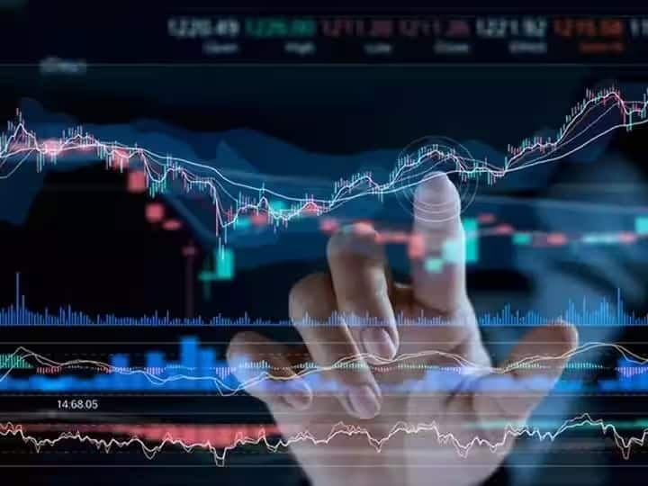 day-trading-guide-for-today-six-buy-or-sell-stocks-for-wednesday-october-18 Intraday Trading: আজ ঘুরবে বাজার ! এই ৬ স্টকে ট্রেড নিলে লাভ ?