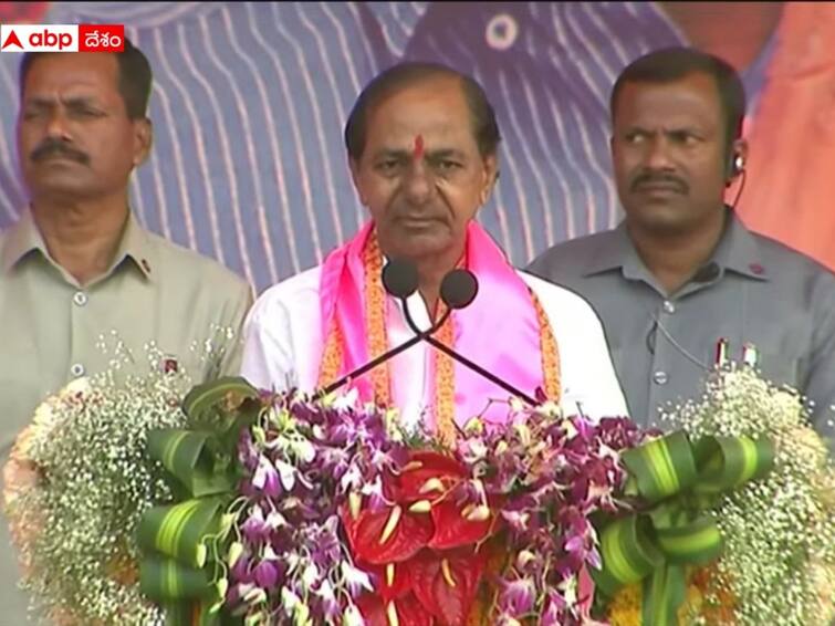 Telangana Elections 2023 CM KCR Participating in Praja Ashirvada Sabha at Jadcherla KCR Praja Ashirvada Sabha: పాలమూరు గోస చూడలేక పాట రాశా, ఈ జిల్లా ఎప్పటికీ నా గుండెల్లోనే: సీఎం కేసీఆర్ భావోద్వేగం