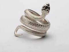 Kajal Ke Upay: રાહુ-કેતુના અશુભ પ્રભાવને દૂર કરશે કાજલ, બસ આ રીતે કરો ઉપયોગ