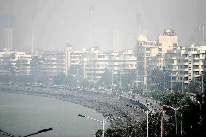 Mumbai Pollution air quality in Mumbai has deteriorated the amount of particulate matter is at a very dangerous level Mumbai Pollution : मुंबईकरांनो काळजी घ्या!  मुंबईतील हवेचा दर्जा खालावला, धुलीकणांचं प्रमाण अतिधोकादायक पातळीवर