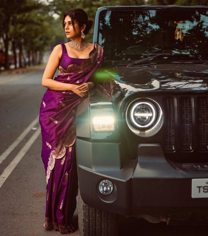తెలుగులో ఆమె చివరిగా 'ఏక్ మినీ కథ' అనే సినిమాలో కనిపించింది. Photo Credit: Shraddha Das/Instagram