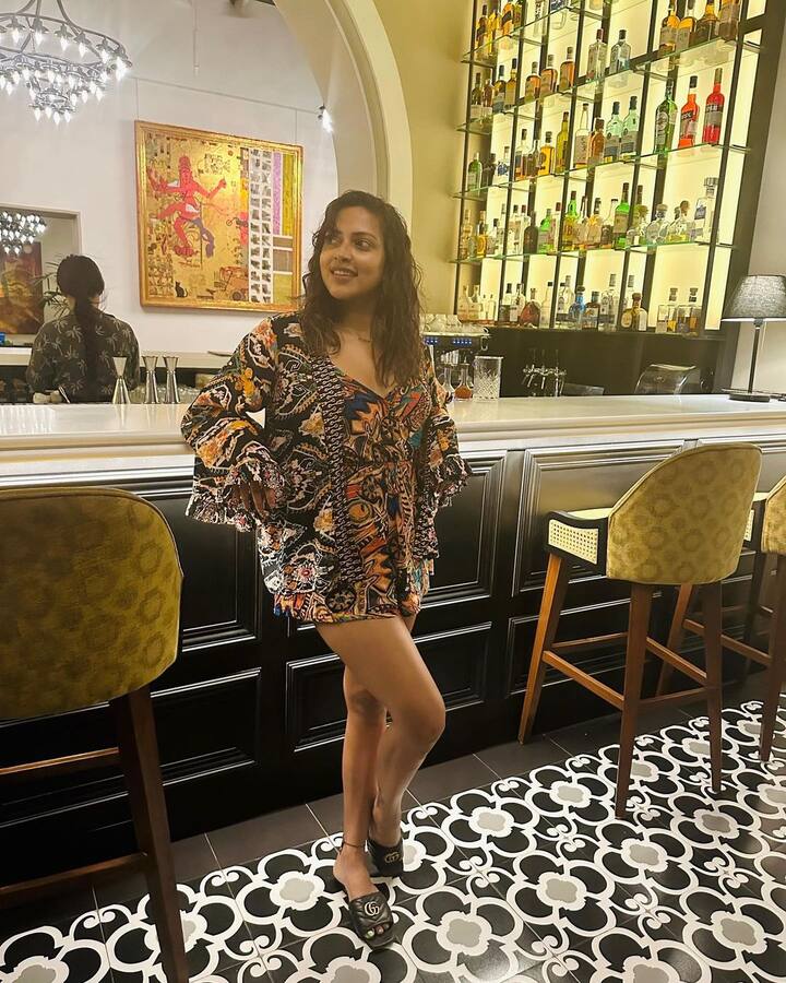 అమలా పాల్ ట్రావెలర్ గా మారిపోయింది. సినిమాల మధ్య వచ్చే గ్యాప్ లను ట్రావెలింగ్ తో నింపేస్తోంది. -Image credit: Amala paul/Instagram