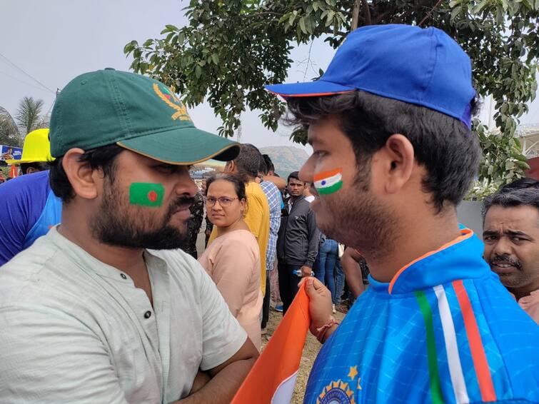 ODI India vs Bangladesh The two friends of Bangladesh and India will watch the match together ODI India vs Bangladesh : बांगलादेशी अन् भारतीय दोन घट्ट मित्र भिडणार, दोघंही कोलकात्यातून थेट पुण्यात, मॅच कोणीही जिंकू दे, पण पार्टी एकत्रित करणार!