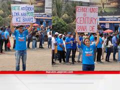 ODI India vs Bangladesh : बेटे को देख लिया, अब पोते की बारी; गहुंजे स्टेडिअमबाहेर झळकले बॅनर्स