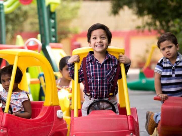 Delhi Nursery Admission 2024: दिल्ली के प्राइवेट स्कूलों में बच्चे का नर्सरी में एडमिशन करवाना है, पेरेंट्स जान लें काम की ये बातें Delhi Nursery Admission 2024 parents should know important things If you want to get child admitted in Private School Delhi Nursery Admission 2024: दिल्ली के प्राइवेट स्कूलों में बच्चे का नर्सरी में एडमिशन करवाना है, पेरेंट्स जान लें काम की ये बातें