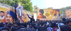 Leo FDFS Celebration : ‘போஸ்டர் அடி அண்ணன் ரெடி..’ முதல் நாள் முதல் காட்சியை கொண்டாடி கழித்த விஜய் ரசிகர்கள்!