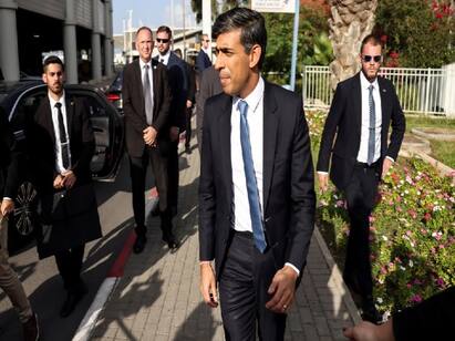 Britain PM Rishi Sunak Visits Israel Warns Against Gaza War Escalation Rishi Sunak Israel: பயங்கரவாதத்தின் கோர முகம் - இஸ்ரேலுக்கு ஆதரவு தெரிவித்த பிரிட்டன் பிரதமர்