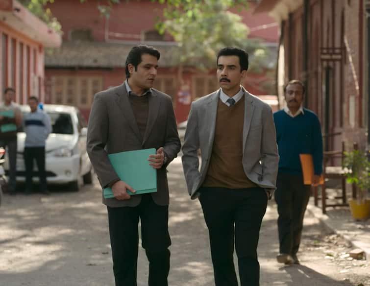 Aspirants 2 Trailer: Naveen Kasturia And Sunny Hinduja Get Ready For The Second Attempt At Life Aspirants 2 Trailer: Naveen Kasturia And Sunny Hinduja Get Ready For The Second Attempt At Life