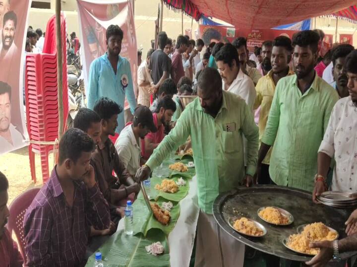 Kanchipuram Vijay Makkal Iyakkam Offered Biryani For Those who Watched LEO Movie- TNN LEO Release: சுடச்சுட பிரியாணி காஞ்சிபுரம் ரசிகர்களுக்கு இன்ப அதிர்ச்சி..! சூப்பரான ஏற்பாடு பா ..!