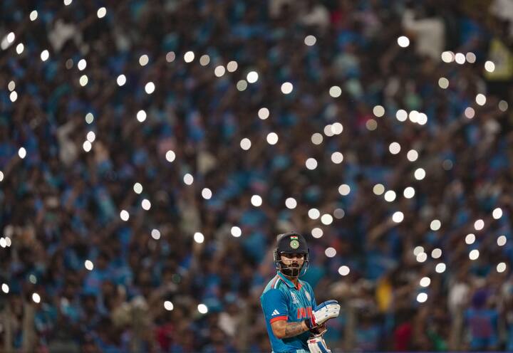 IND vs BAN, World Cup 2023 :  विराट कोहलीने पुण्याच्या मैदानावर शतकी खेळी करत भारताला विजय मिळवून दिला.