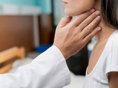 Health Tips: જો તમને સવારે ઉઠતાની સાથે જ ગળામાં ખરાશ અને દુખાવો થતો હોય તો તેને હળવાશથી ન લો, થઈ શકે છે આ બીમારી