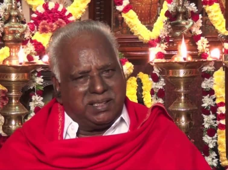 Maduranthakam Division Schools Colleges Declared Holiday Due to Bangaru Adigalar Death Bangaru Adigalar Death: மேல்மருவத்தூர் பங்காரு அடிகளார் மறைவு.. பள்ளி கல்லூரிகளுக்கு விடுமுறை