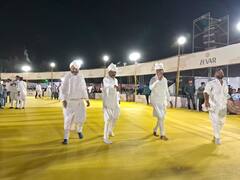 Navratri 2023: પોરબંદરમાં મહેર યુવાનોએ મણિયારો રાસ રમી સૌને કર્યા મંત્રમુગ્ધ, જુઓ ખાસ તસવીરો