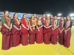 Navratri 2023: પરંપરાગત વેશભૂષામાં મહેર સમાજની મહિલાઓએ બોલાવી ગરબાની રમઝટ, જુઓ તસવીરો