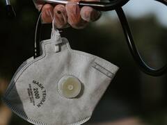 Mumbai Air Pollution: मास्क वापरण्याबाबत BMC चं स्पष्टीकरण!