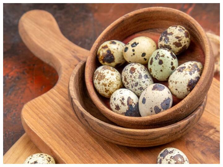 बत्तख के अंडे (Duck eggs) – इनमें आयरन, विटामिन D, एंटीऑक्सीडेंट्स और ओमेगा 3 प्रचुर मात्रा में होते हैं.