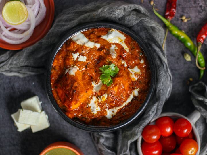 வை ஃப்ரீ ரேடிக்கல்களை எதிர்த்துப் போராட உதவுகின்றன, இதன் காரணமாக தோல் ஆரோக்கியமாகவும் பளபளப்பாகவும் மாறும்.