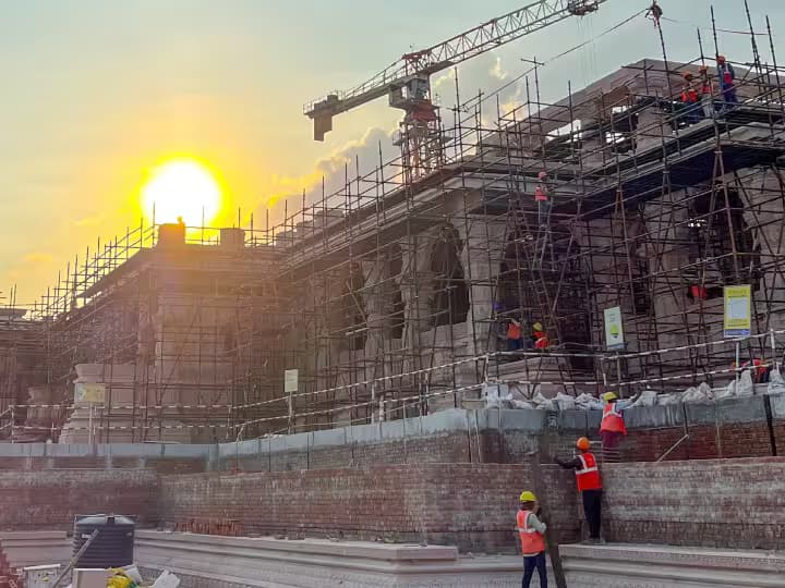 Ayodhya foreign contribution for ram mandir construction will be accepted home ministry gave FCRA approval ANN Ayodhya Ram Mandir News: अब विदेश से भी राम मंदिर निर्माण में सहयोग कर सकेंगे भक्त, बैंक खाता खुला, जानें डिटेल