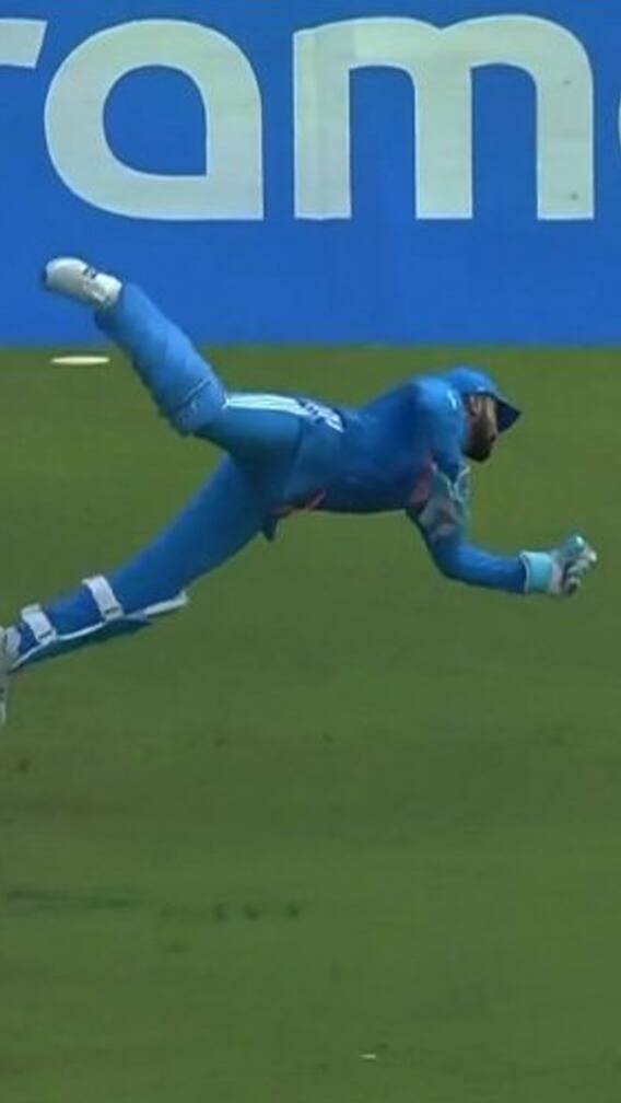 KL राहुलने सुपरमॅनसारखा कॅच झेलला....