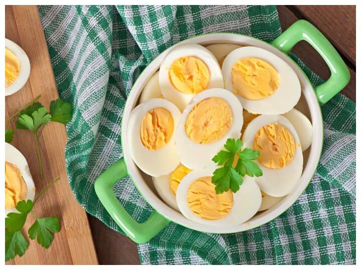 એમિનો એસિડ ટ્રિપ્ટોફન, જે સેરોટોનિનનું સ્તર વધારે છે, ઇંડામાં પુષ્કળ પ્રમાણમાં જોવા મળે છે. ઈંડા ખાવાથી મગજમાં સેરોટોનિનનો સ્ત્રાવ વધે છે, જે સારા મૂડને જાળવી રાખે છે અને ઊંઘમાં પણ સુધારો કરે છે. એક અભ્યાસ મુજબ દરરોજ 1-2 ઈંડા ખાવાથી ડિપ્રેશનમાં ઘટાડો જોવા મળ્યો છે. તેથી નાસ્તામાં ઈંડાનો સમાવેશ કરવાથી સેરોટોનિનનું સ્તર વધે છે અને મૂડ સારો રહે છે.