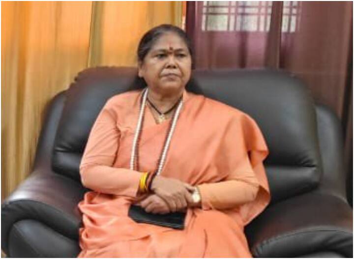 Union Minister Sadhvi Niranjan Jyoti targets INDIA Alliance and Attack Akhilesh Yadav And Rahul Gandhi ANN UP Politics:  केंद्रीय मंत्री साध्वी निरंजन ज्योति का I.N.D.I.A गठबंधन पर निशाना, राहुल-अखिलेश पर भी कसा तंज