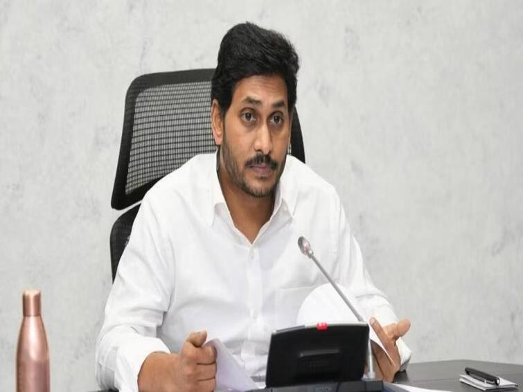 ap cm jagan orders grant da to government employees and regularised contract employees AP: ఏపీలోని ప్రభుత్వ, కాంట్రాక్ట్ ఉద్యోగులకు సీఎం జగన్ 'దసరా' కానుక, అదేంటంటే?