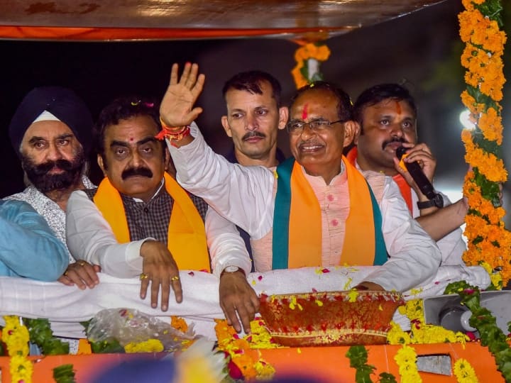 WATCH: Shivraj Chouhan Washes Women's Feet As He Kickstarts Mission 29 For Lok Sabha Polls