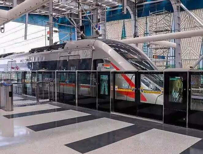 Delhi-Meerut Rapid Rail: દિલ્હી-મેરઠ રેપિડ રેલ દેખાવમાં મેટ્રો જેવી લાગે છે પરંતુ સ્પીડ મામલે તેની સ્પીડ મેટ્રો કરતા બમણી છે.