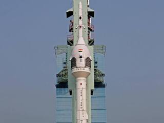Gaganyaan Mission the countdown to test of gaganyaan a space probe has starts isro Gaganyaan Mission: சாதிக்குமா இஸ்ரோ! நாளை விண்ணில் பாய்கிறது ககன்யான் சோதனை விண்கலம்...தொடங்கியது கவுண்ட் டவுன்!