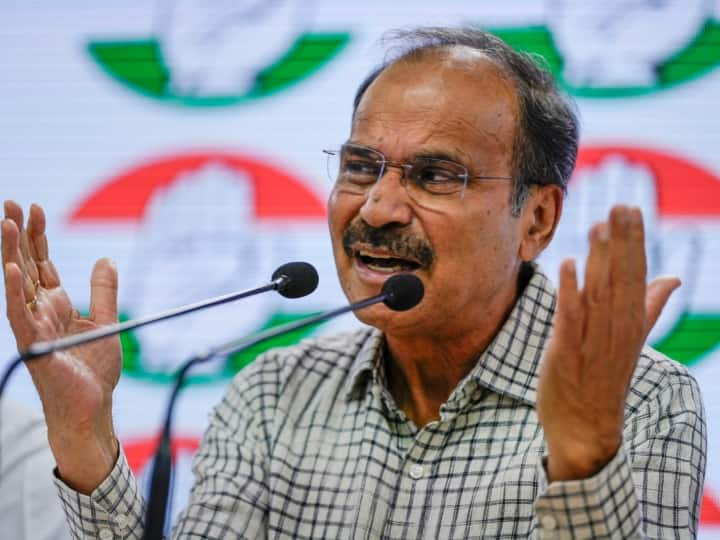 Mahua Moitra Darshan Hiranandani cash For Question Row Adhir Ranjan Chowdhury says govt protect particular industrialist  Congress On Mahua Moitra: महुआ मोइत्रा पर लगे आरोपों को लेकर क्या कुछ बोले कांग्रेस नेता अधीर रंजन चौधरी?